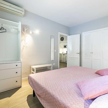 76-Lovely Beach Front Apartment In פואנגירולה מראה חיצוני תמונה
