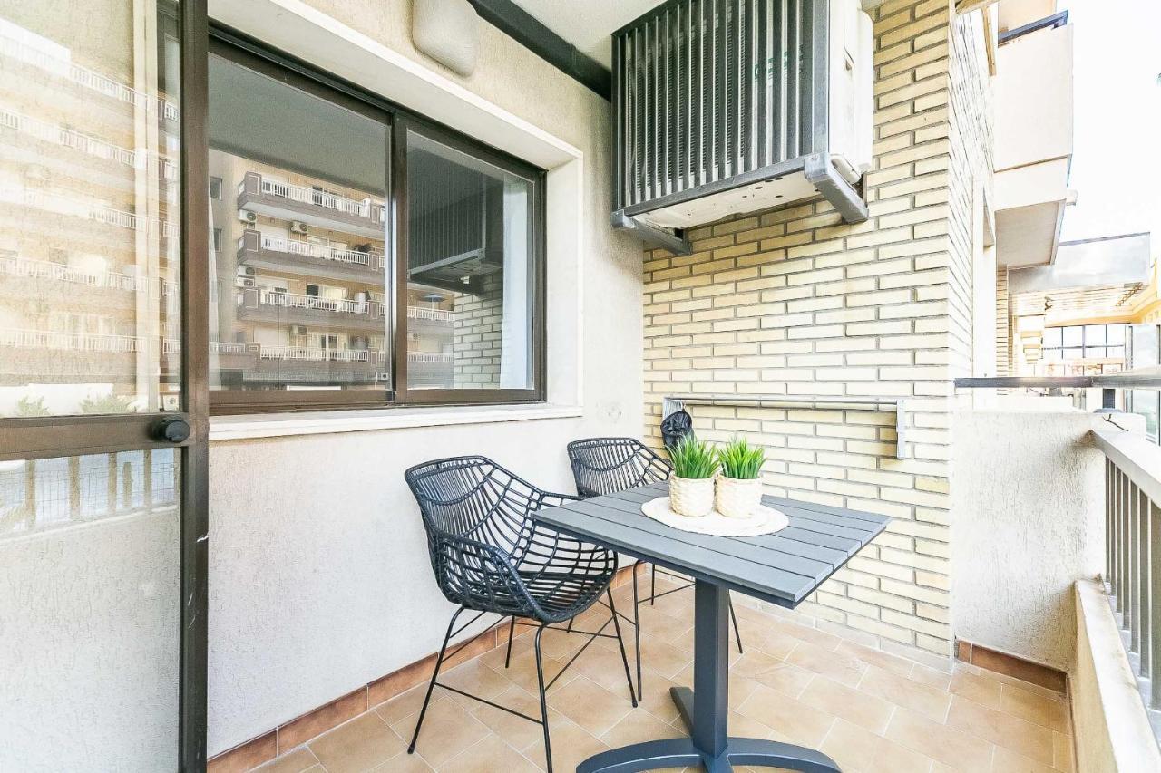 76-Lovely Beach Front Apartment In פואנגירולה מראה חיצוני תמונה