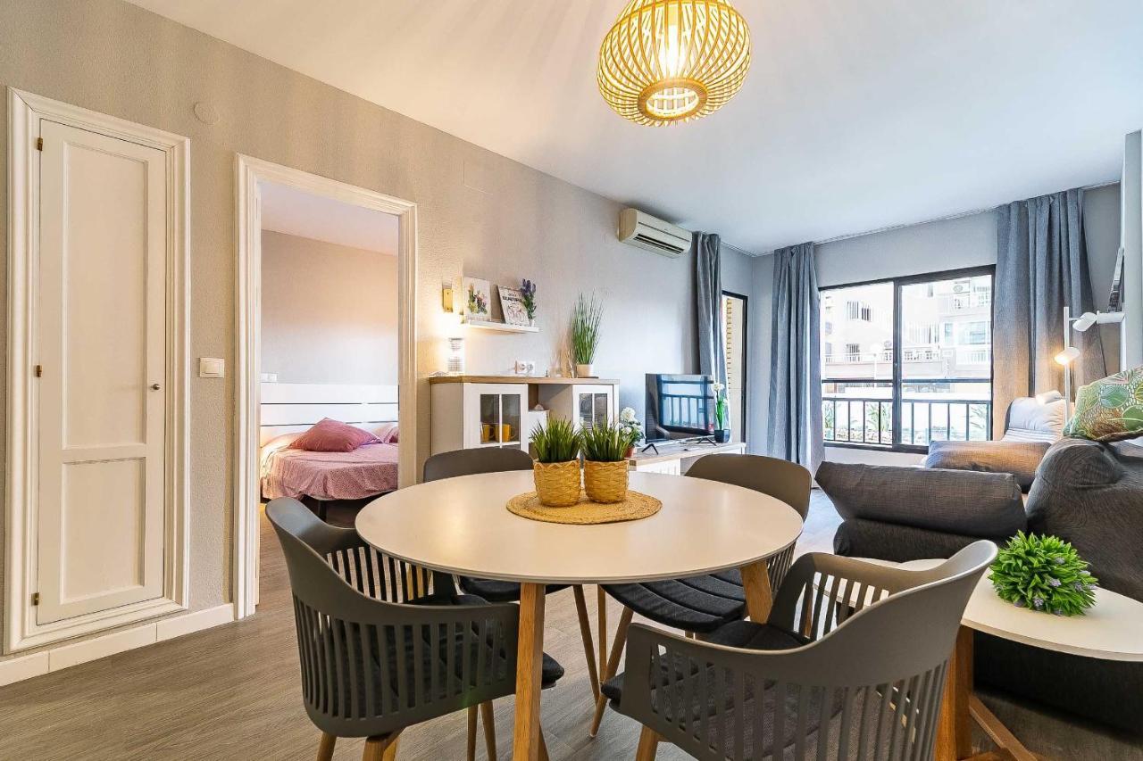 76-Lovely Beach Front Apartment In פואנגירולה מראה חיצוני תמונה